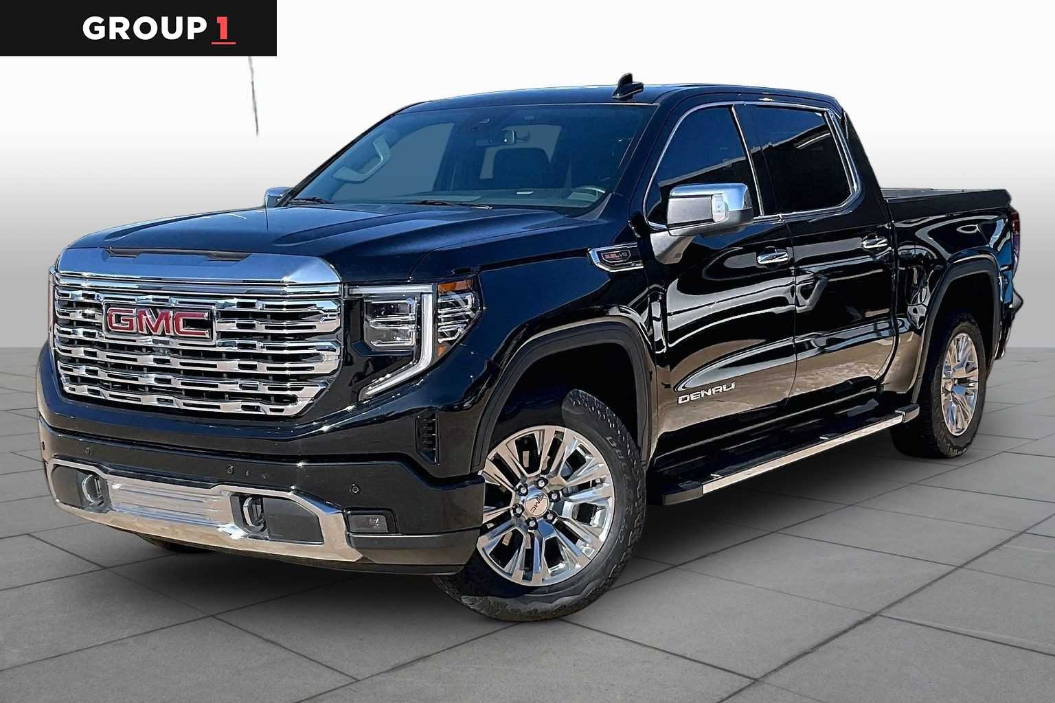 2023 GMC Sierra 4WD Crew Cab Short Box Denali's photo