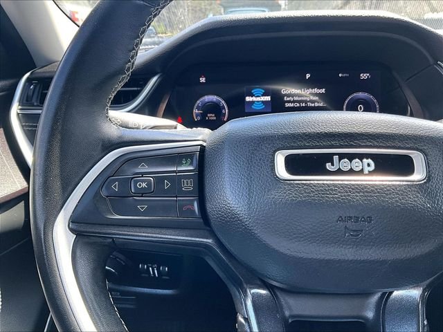 Used 2022 White Jeep Laredo image 24