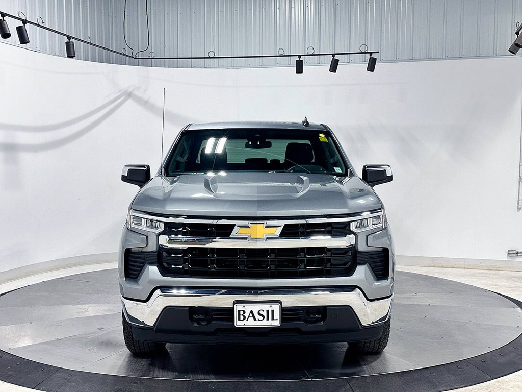 Used 2026 Gray Chevrolet LT image 9