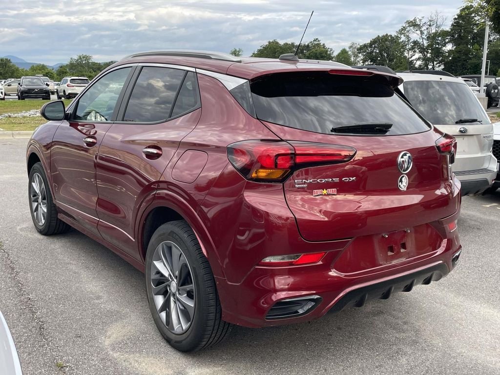 Used 2023 Cinnabar Metallic Buick Select image 3