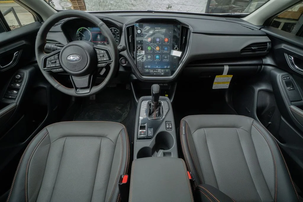 New 2026 CRYSTAL WHITE PEARL Subaru Limited Hybrid image 19
