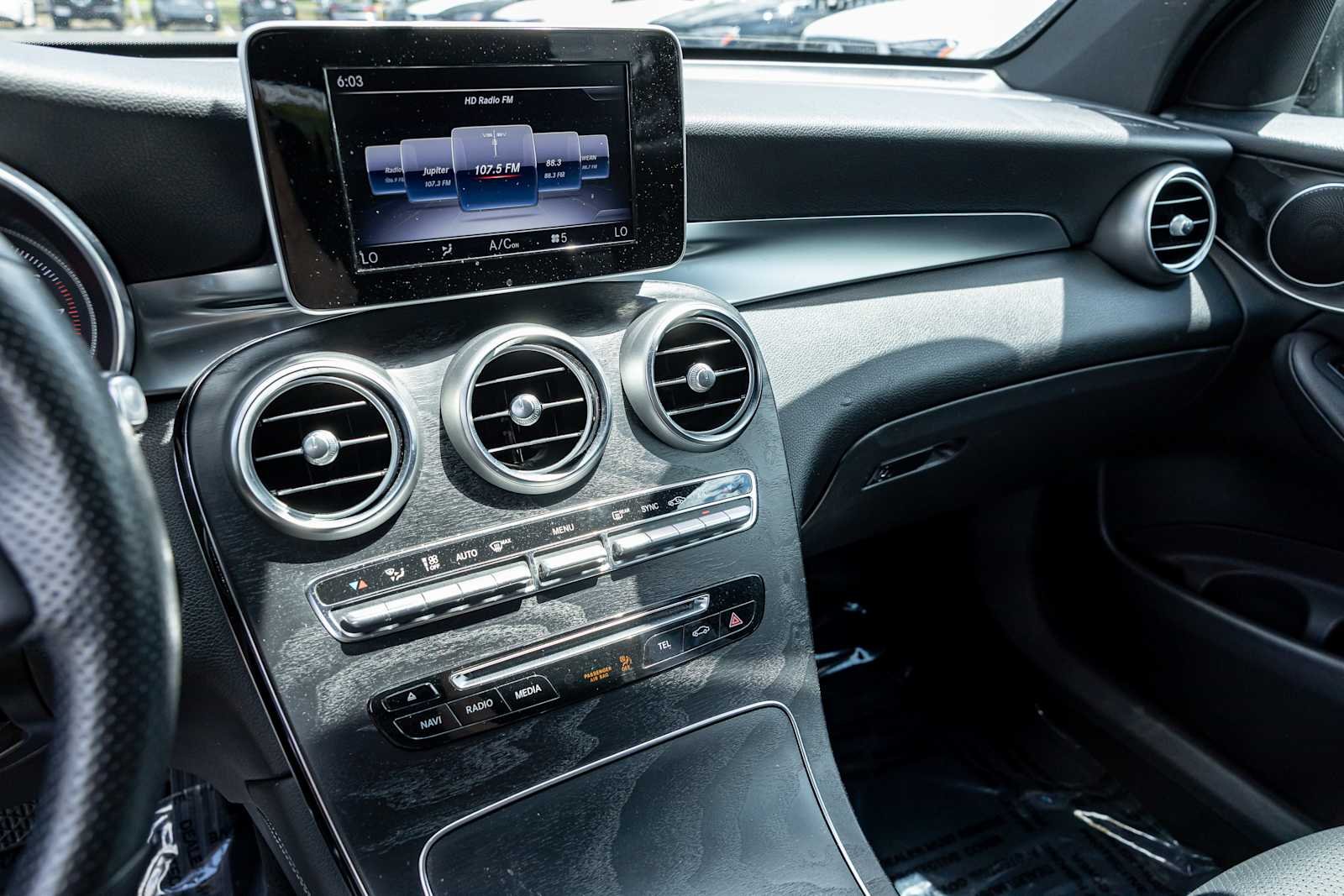 Used 2018 Black Mercedes-Benz GLC 300 image 19