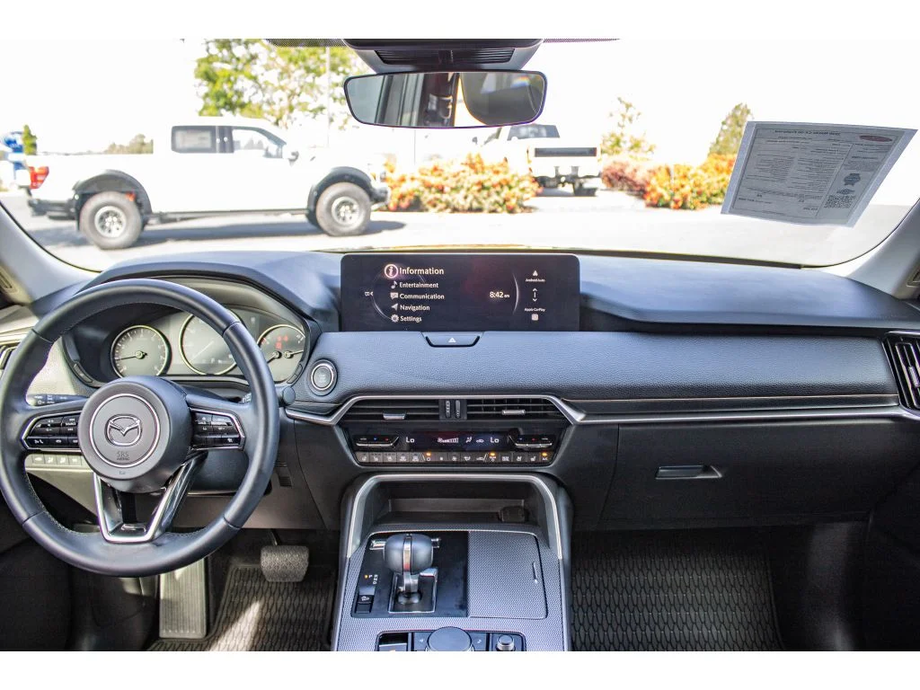 Used 2026 Machine Gray Metallic Mazda Preferred image 25