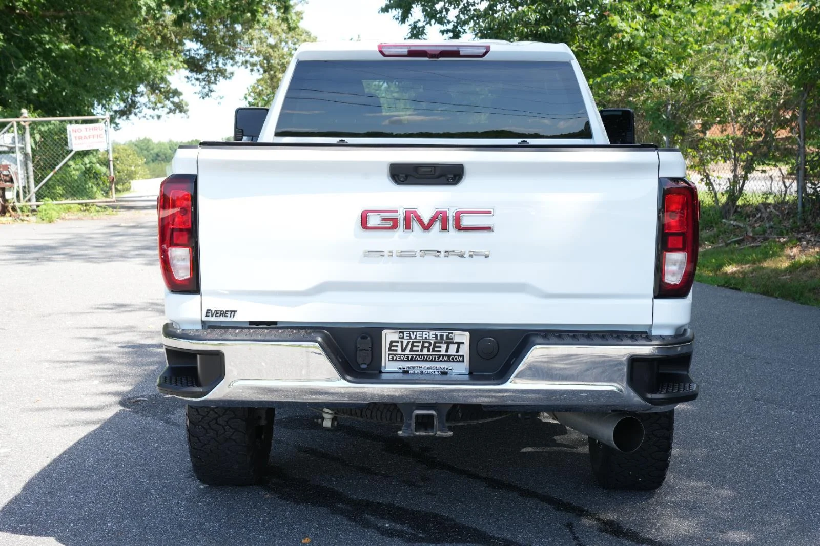 Used 2024 Summit White GMC Pro image 6
