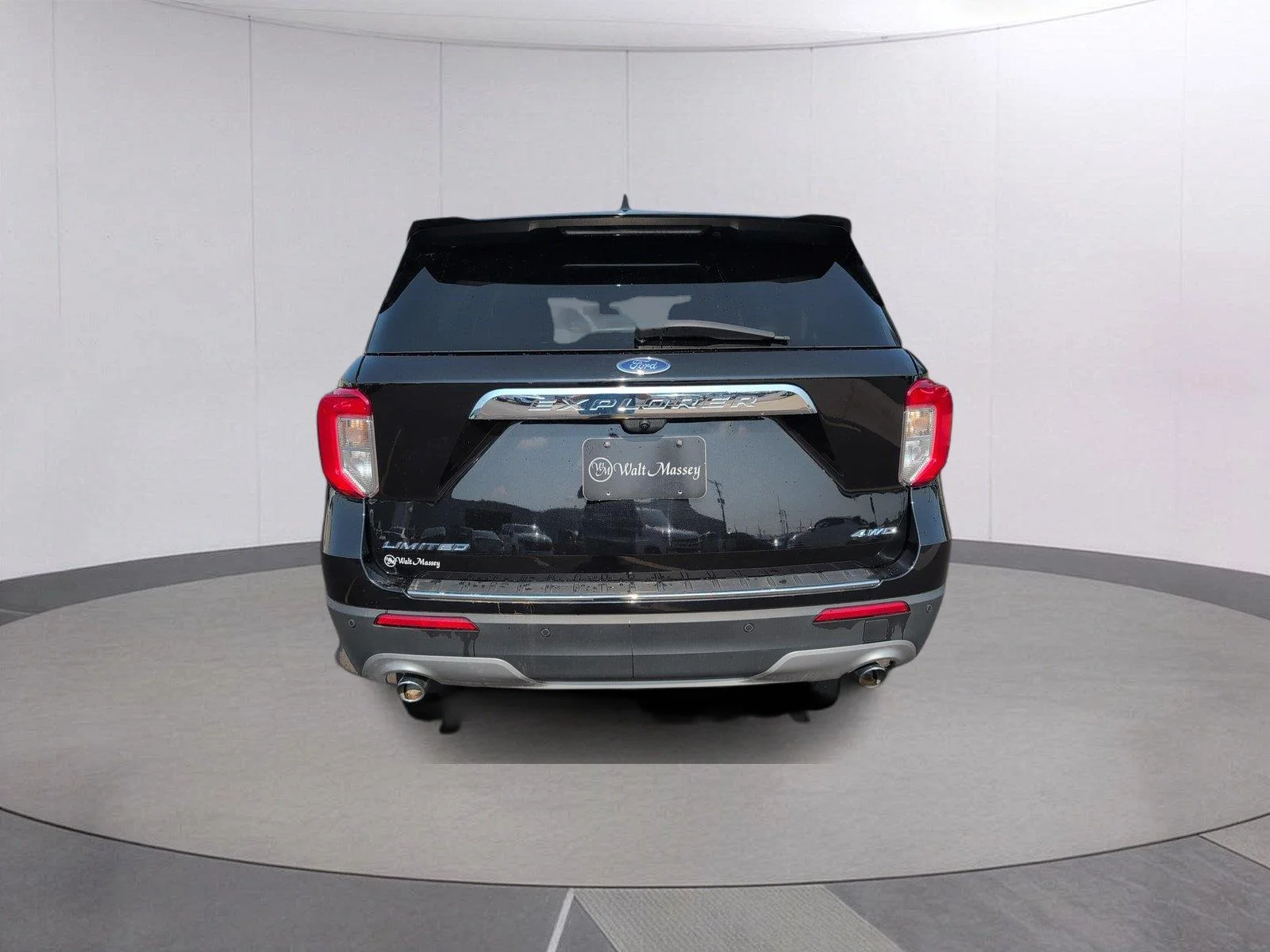 Used 2023 Agate Black Ford Limited image 4