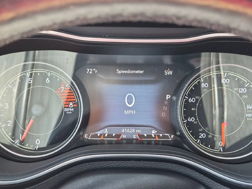 Used 2020 Silver Jeep Limited image 15