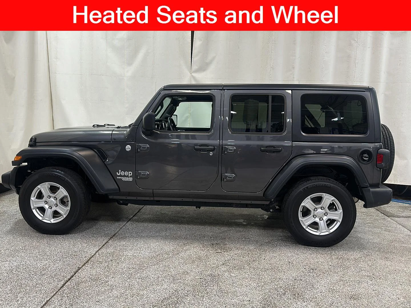 Used 2020 Jeep Wrangler Unlimited Sport S with VIN 1C4HJXDG6LW215562 for sale in Waconia, Minnesota