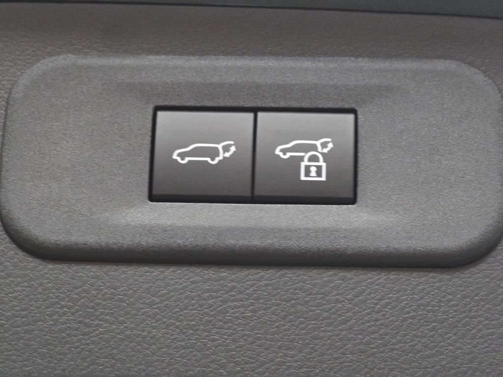 2026 Lexus NX 450h+ Luxury - Photo 13