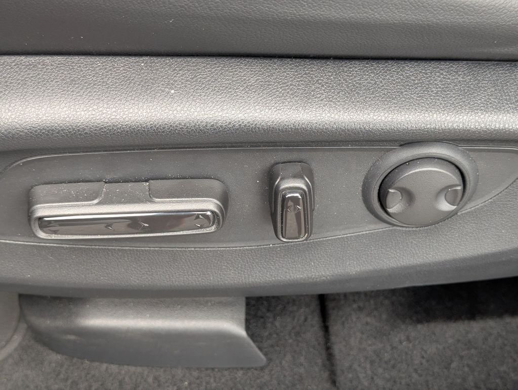 Used 2025 Gray Honda Sport Touring image 17
