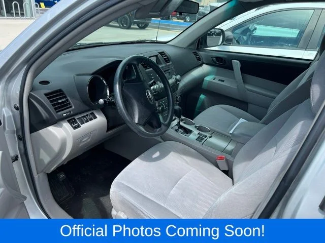 Used 2012 Silver Toyota Base image 2