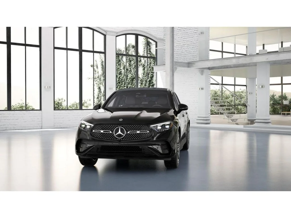 New 2027 Black Mercedes-Benz GLC 300 image 42