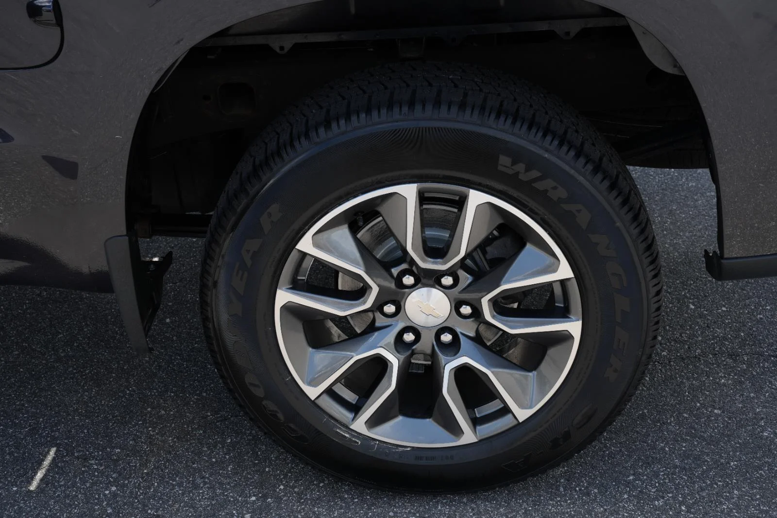 Used 2022 Dark Ash Metallic Chevrolet LT (2FL) image 38