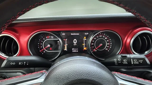 Used 2022 White Jeep Unlimited Rubicon image 14