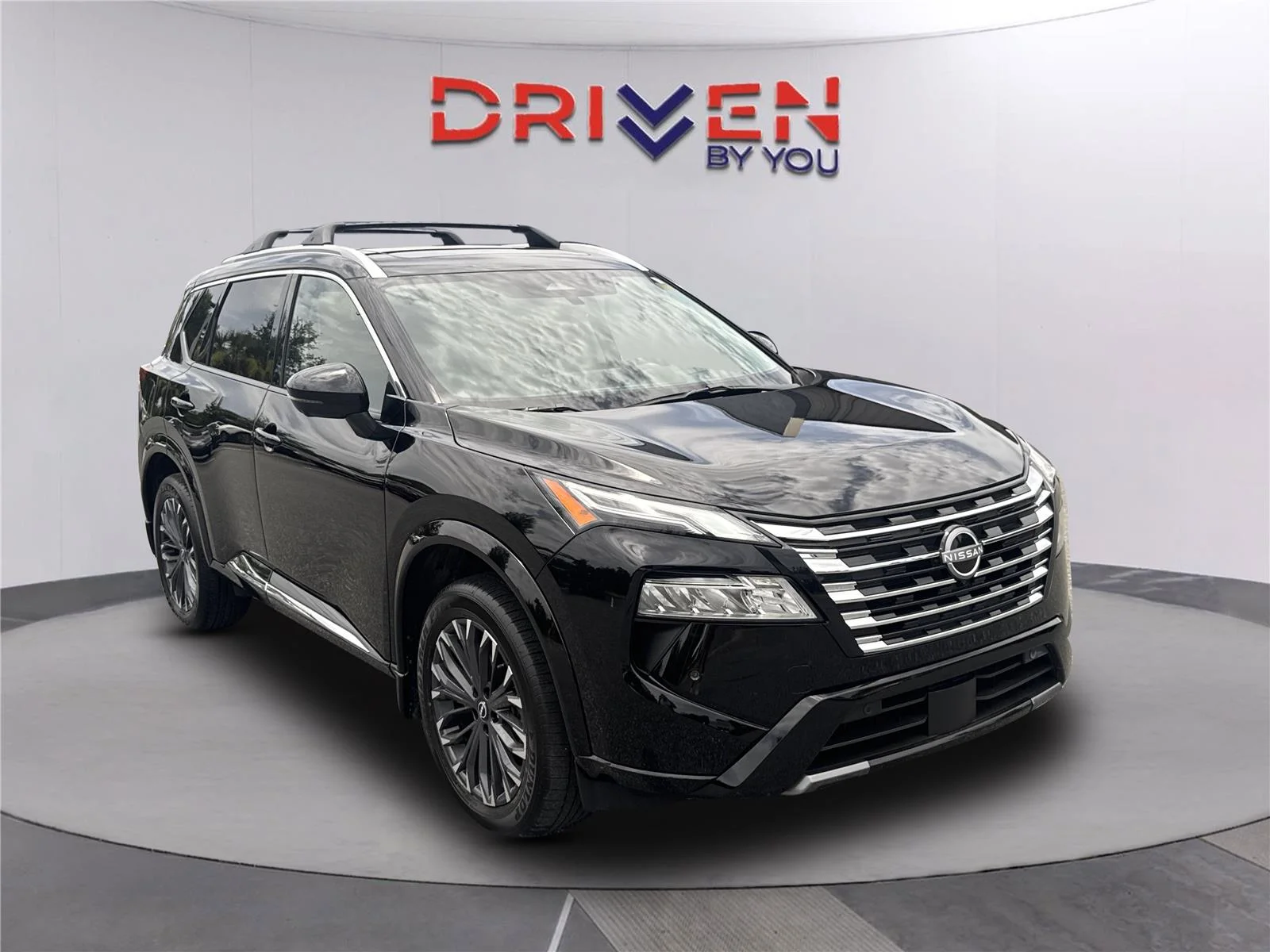 Used 2026 Super Black Nissan Platinum image 2