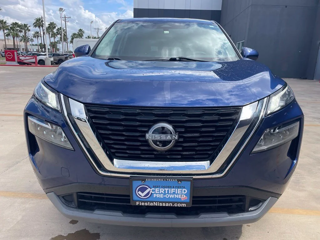 Used 2023 Blue Nissan SV image 6