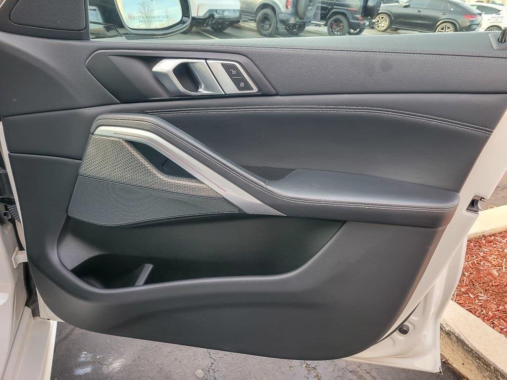 2023 BMW X6 - Image 22