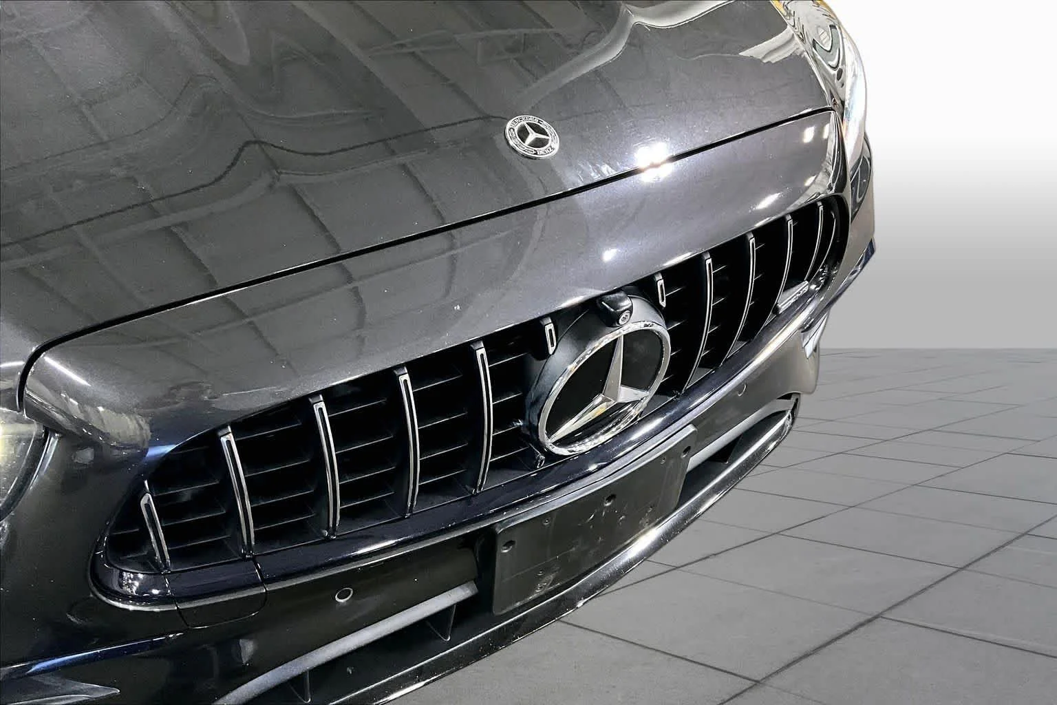 Used 2022 Graphite Grey Metallic Mercedes-Benz AMG® E 53 image 30
