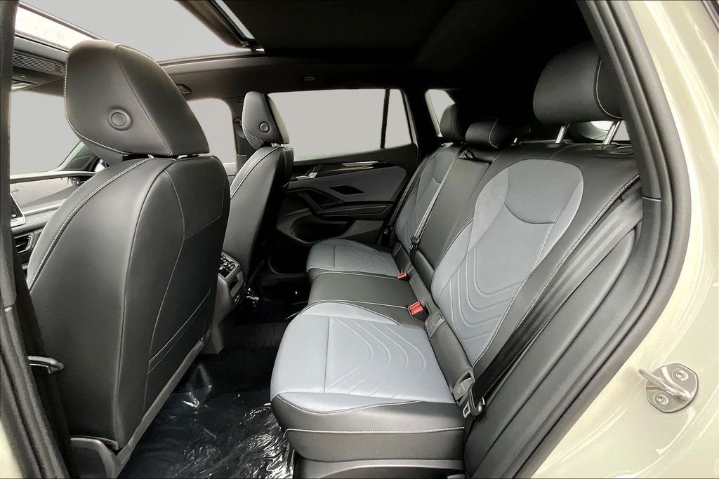 New 2026 Beige Volkswagen 2.0T SE R-Line Black image 23