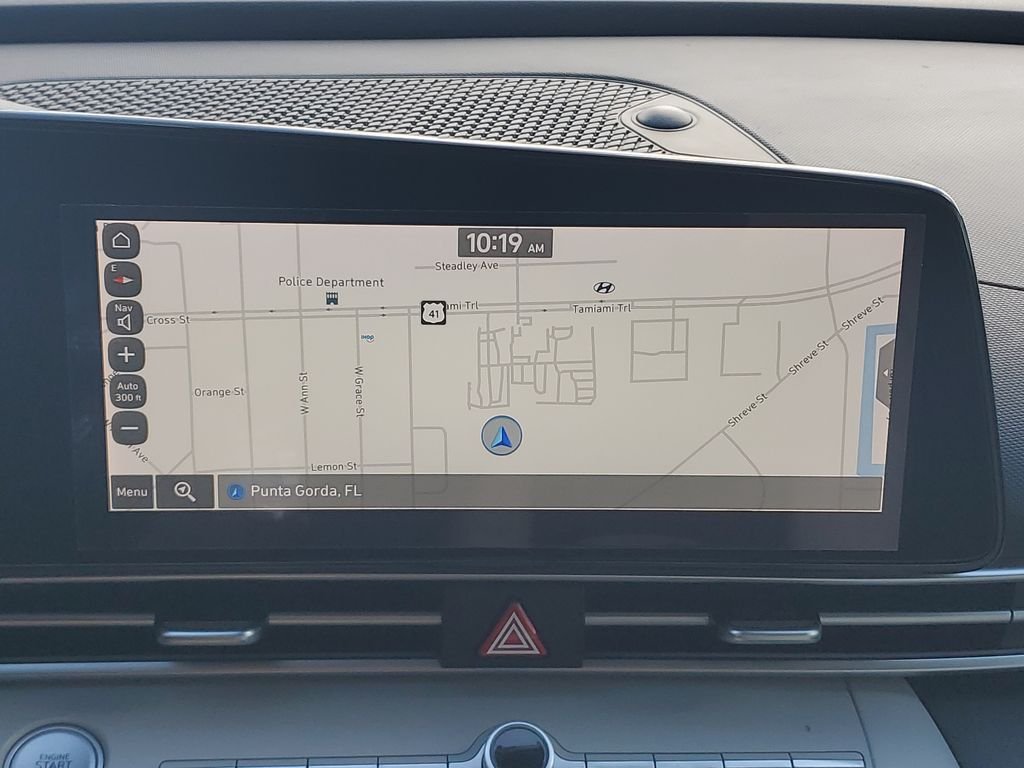 Used 2021 White Hyundai Limited image 19