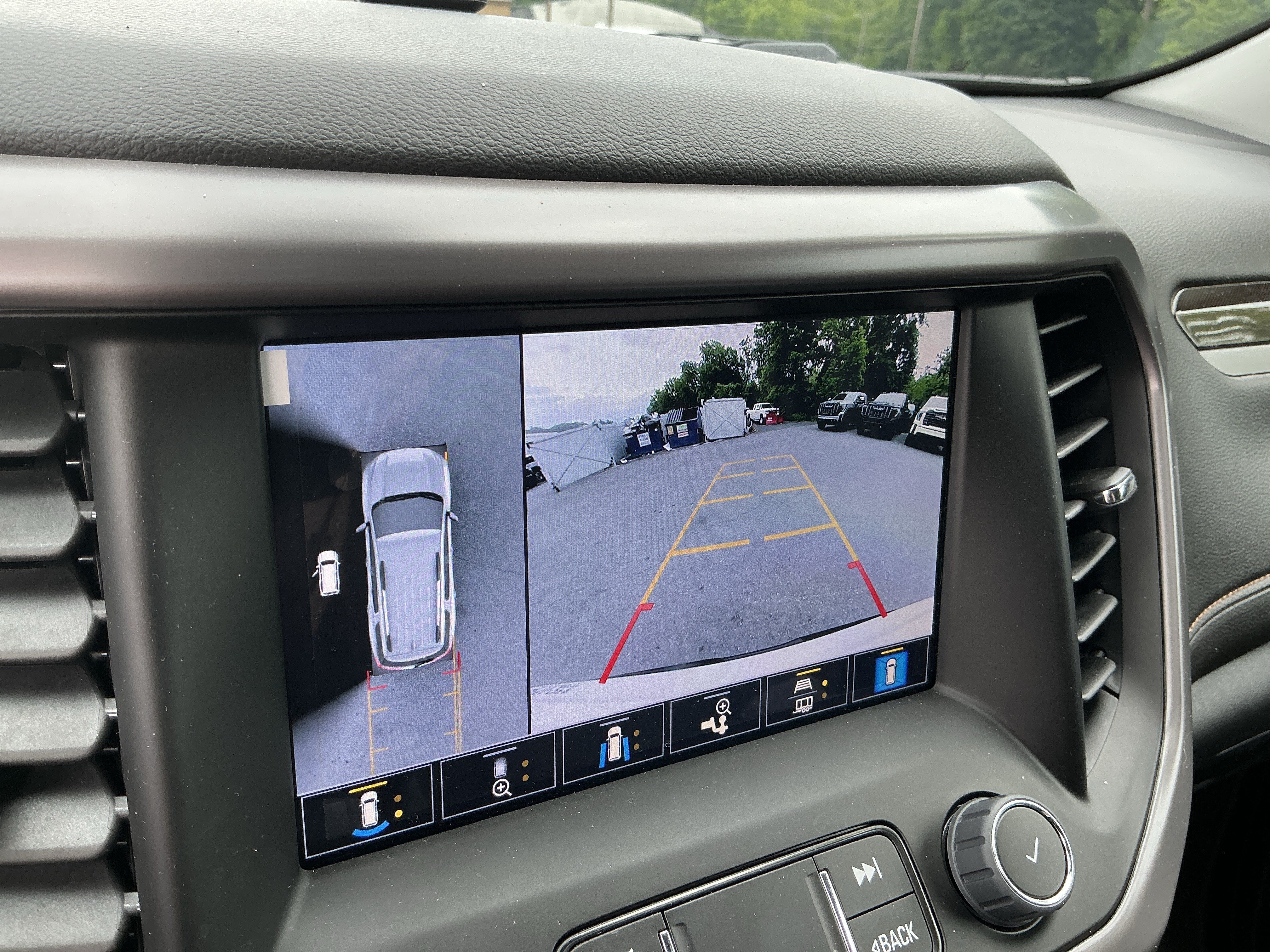 Used 2023 Summit White GMC AT4 image 24