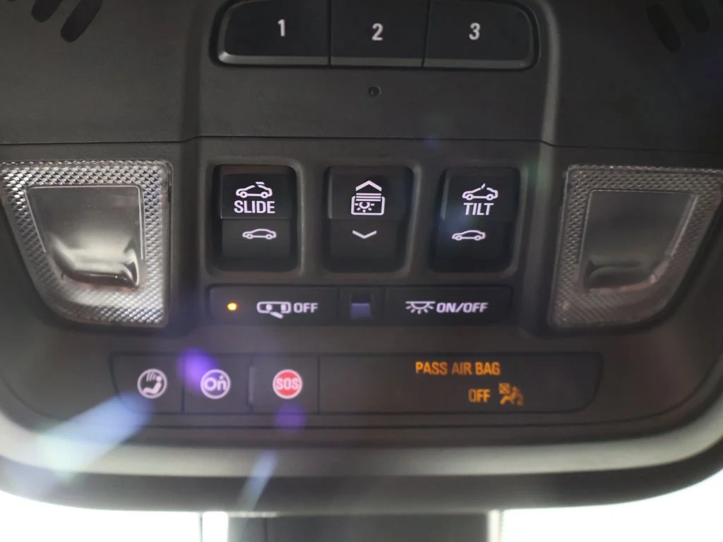 Used 2023 Gray Chevrolet Premier image 57