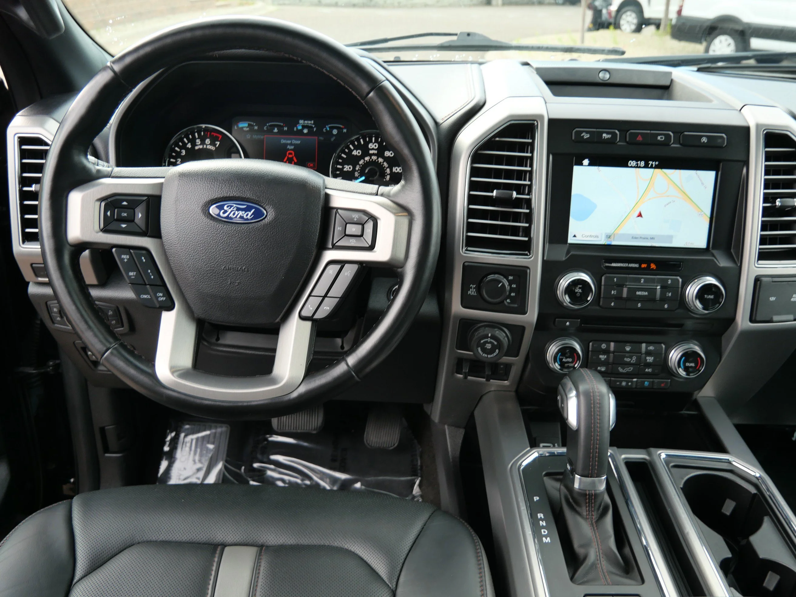 Certified Used 2018 Black Velvet Ford Platinum image 17