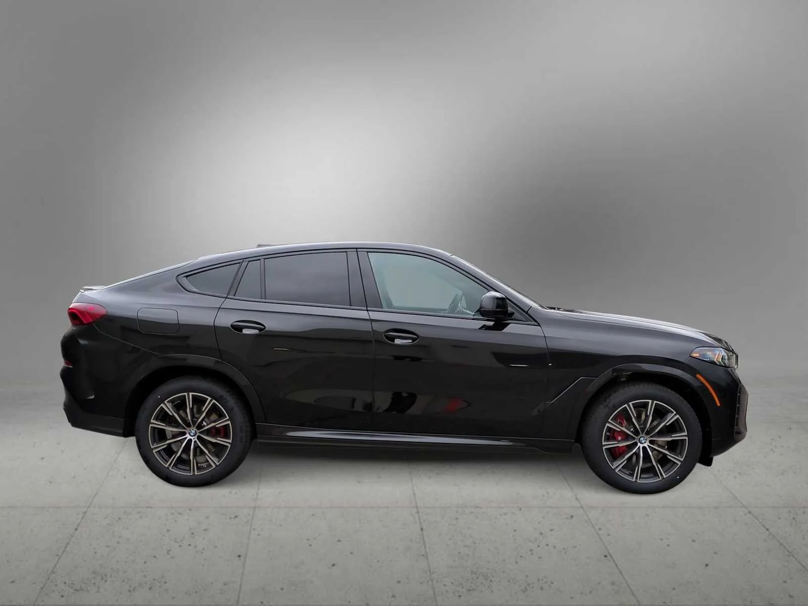 New 2026 Black Sapphire Metallic BMW xDrive40i image 9
