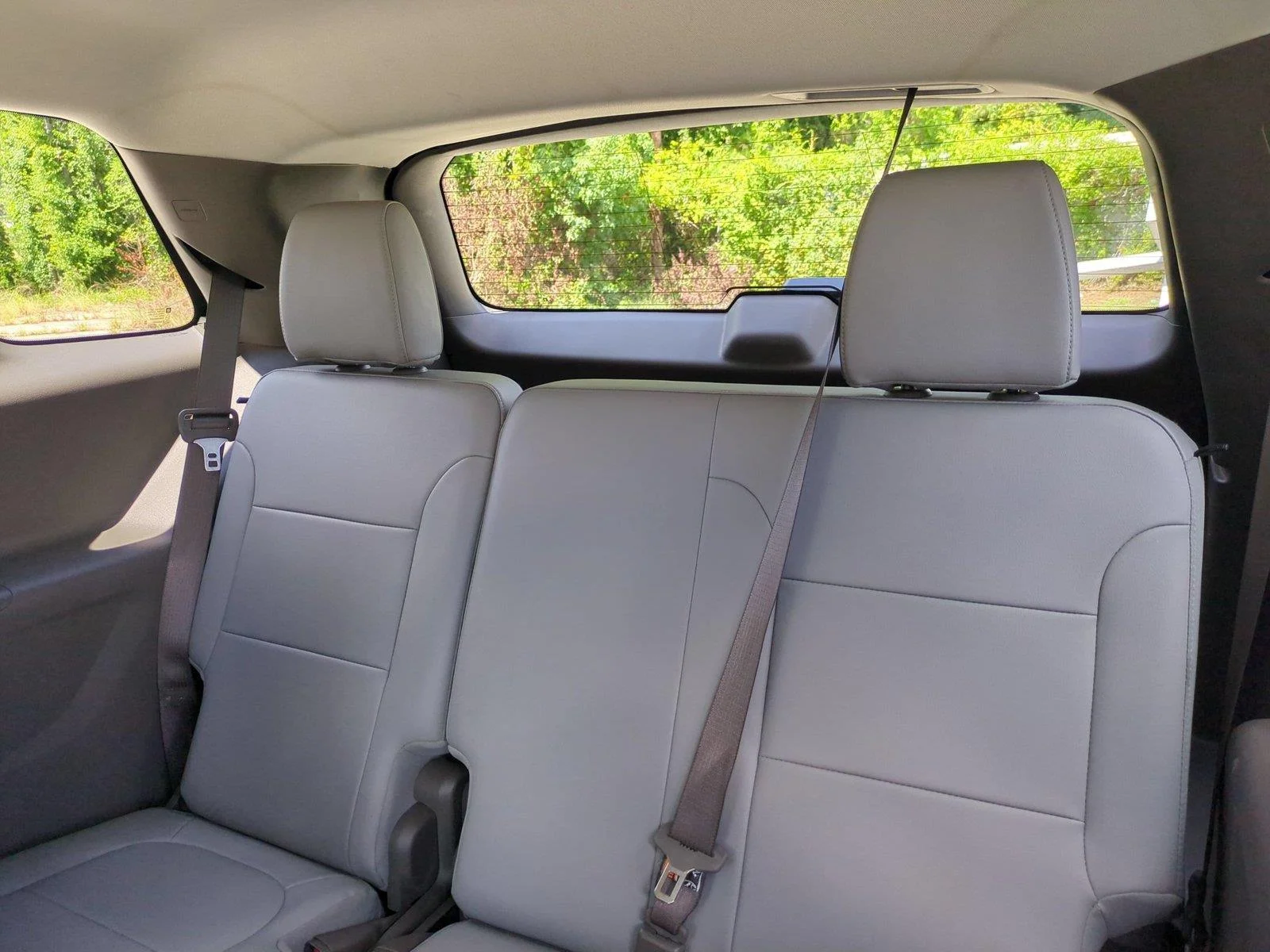 Used 2021 Summit White Chevrolet Premier image 33