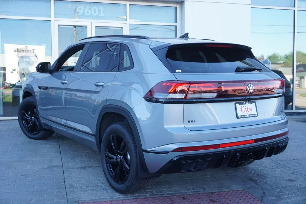 New 2026 Black Volkswagen 2.0T SEL R-Line Black image 7