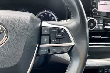 Used 2022 Ruby Flare Pearl Toyota LE image 30