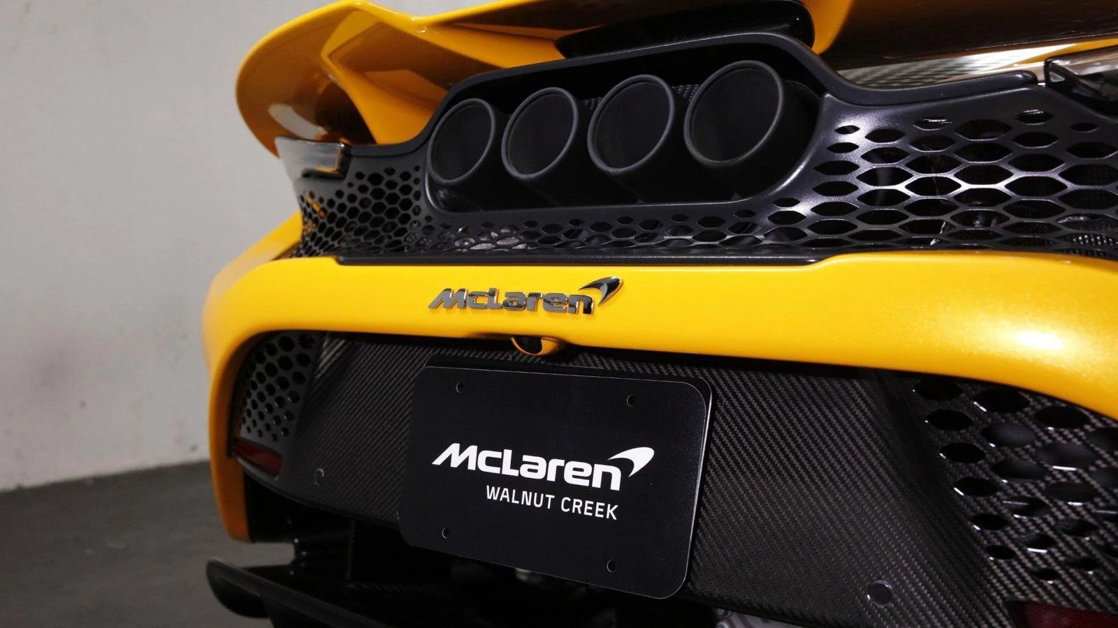 2022 McLaren 765LT Base - Photo 8