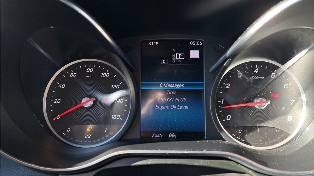 Used 2021  Mercedes-Benz GLC 300 image 19