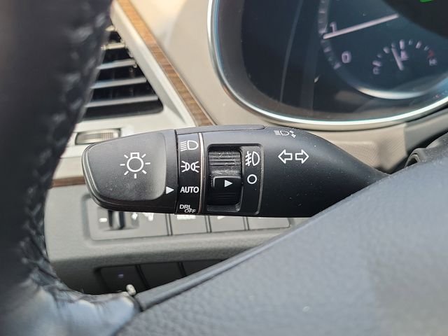 Used 2017 Silver Hyundai 2.4 Base image 16