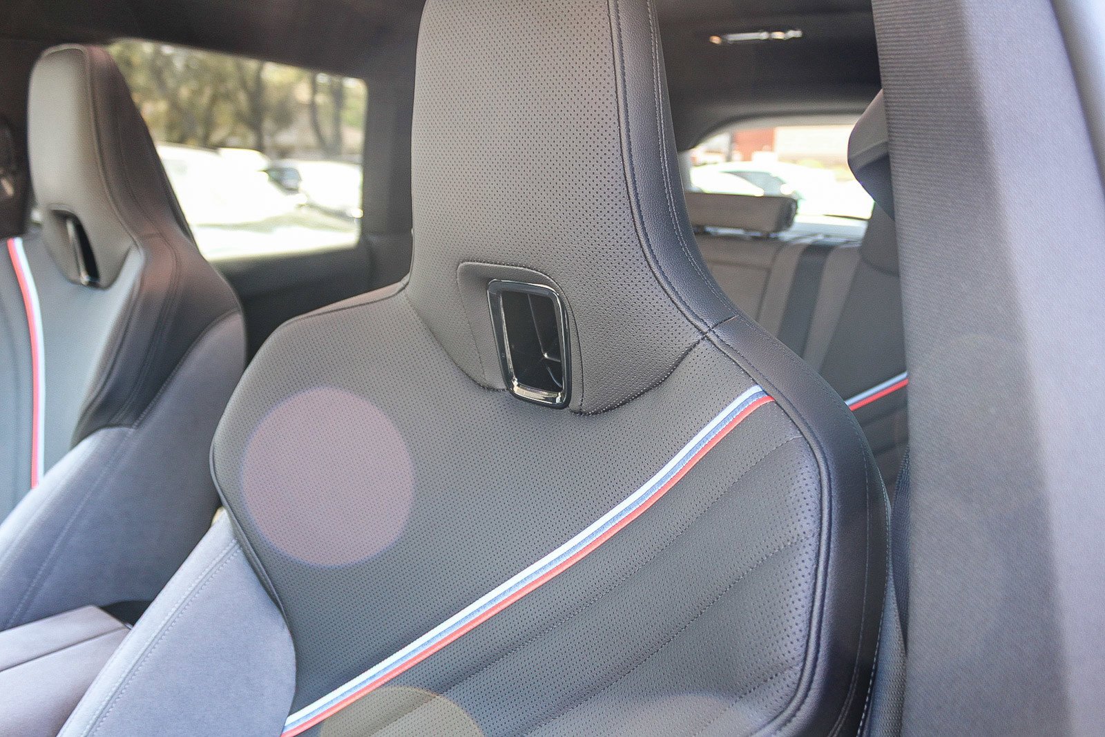 2026 BMW iX 60 - Photo 25