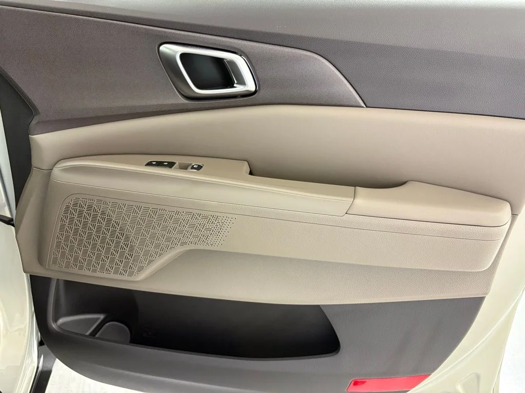 New 2026 White Kia EX image 48
