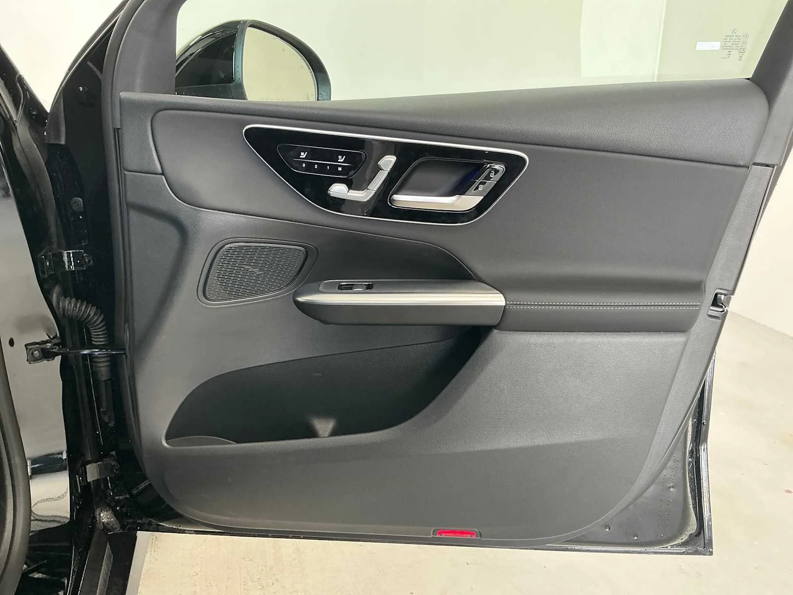 Certified Used 2026 Black Mercedes-Benz GLC 300 image 21