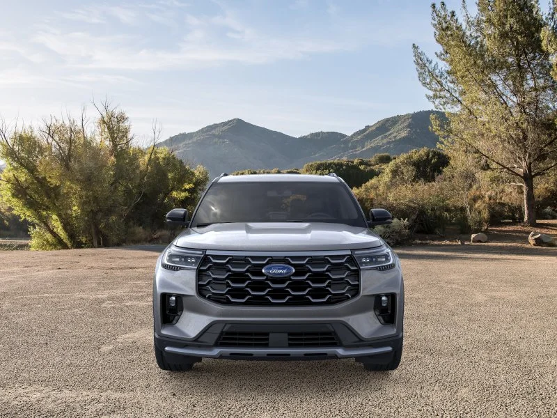 New 2026 Carbonized Gray Metallic Ford Platinum™ image 30