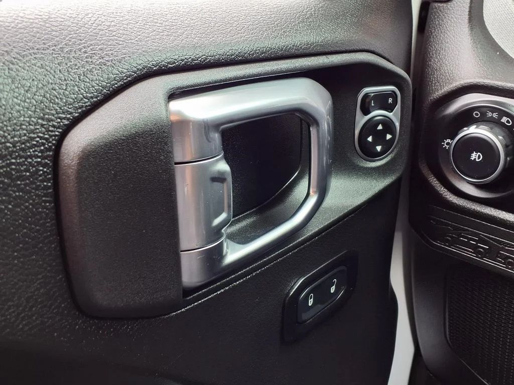 Certified Used 2025 White Jeep Willys image 18