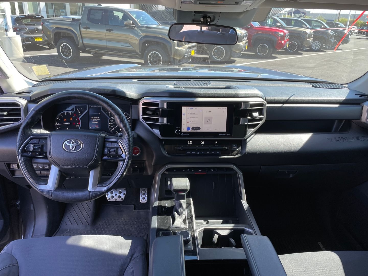 Used 2022 Gray Toyota SR5 image 11