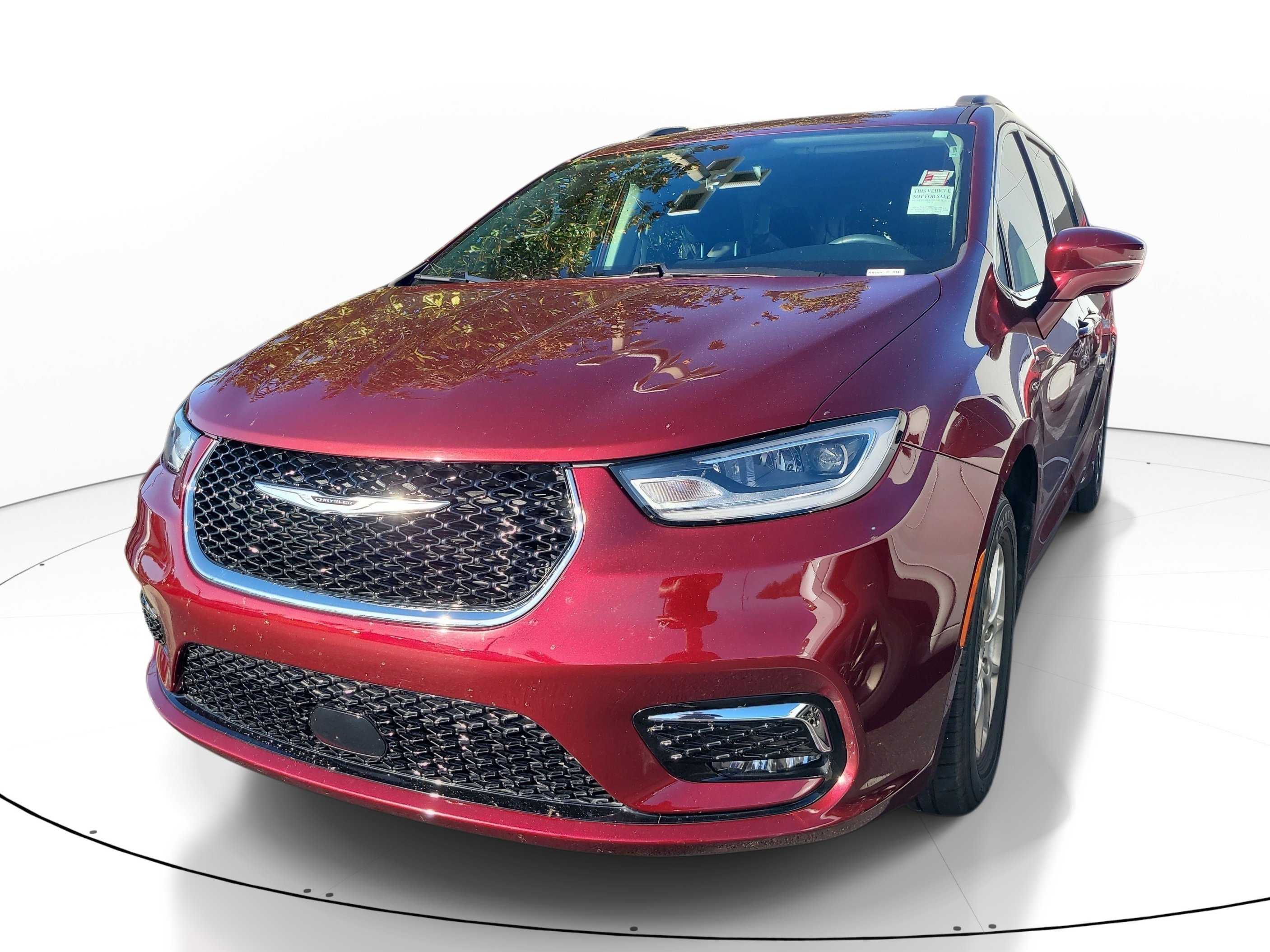 Used 2021 Velvet Red Pearlcoat Chrysler Touring image 3
