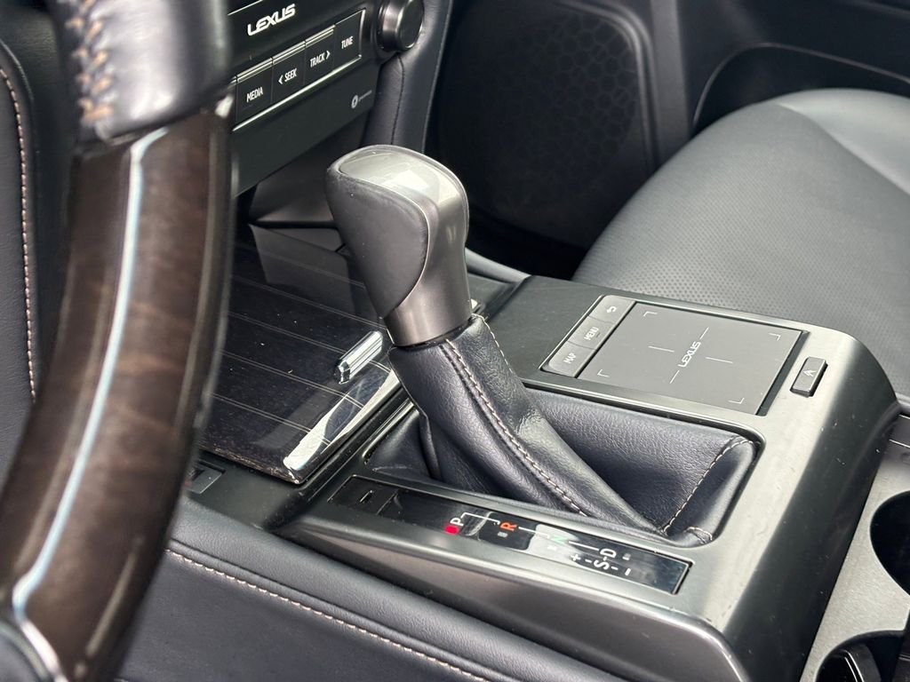 Used 2023 Black Lexus 460 image 14