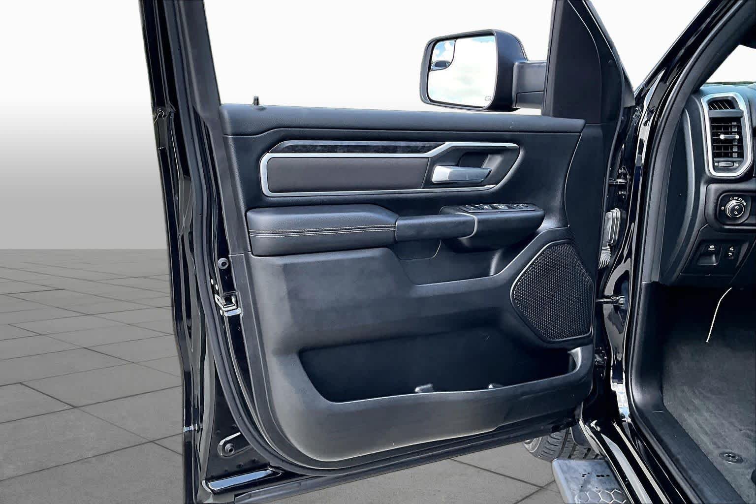 Used 2023 Diamond Black Crystal Pearlcoat Ram Lone Star image 25