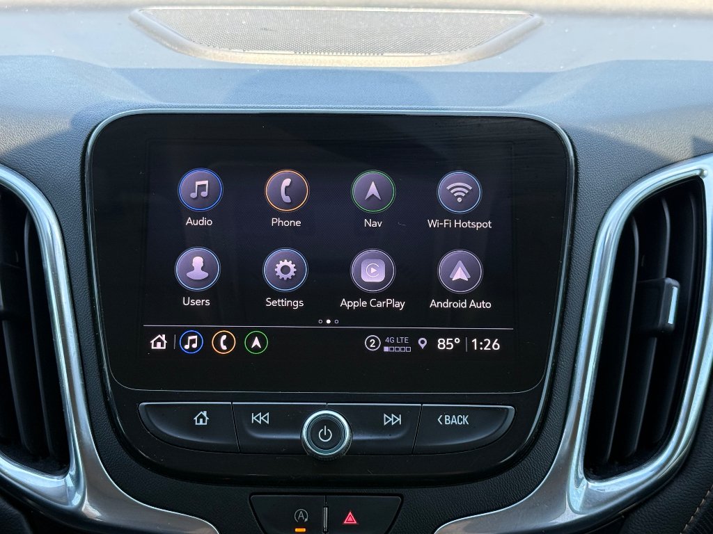 Used 2022 Silver Ice Metallic Chevrolet Premier image 27