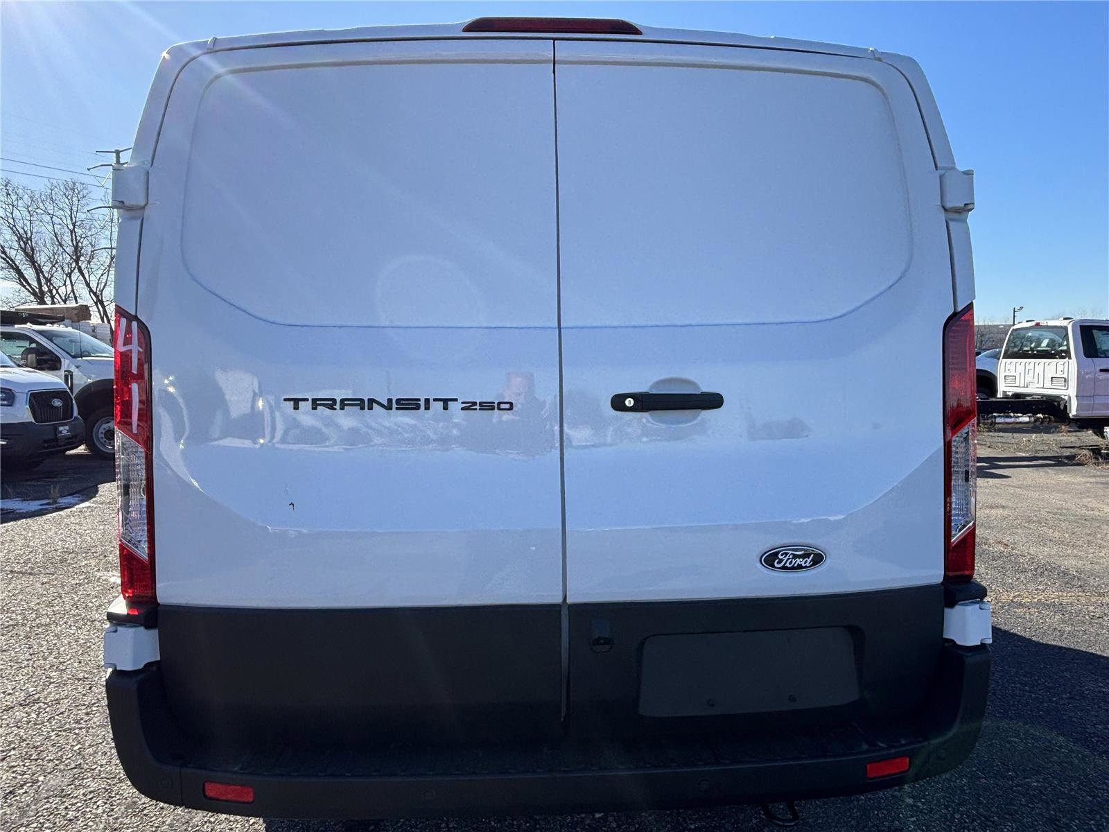 2026 Ford Transit Van Base - Photo 10