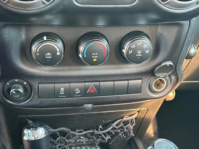 2016 Jeep Wrangler Sport S - Photo 28