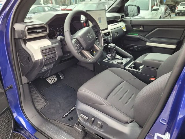 2024 Toyota Tacoma TRD Sport - Photo 18