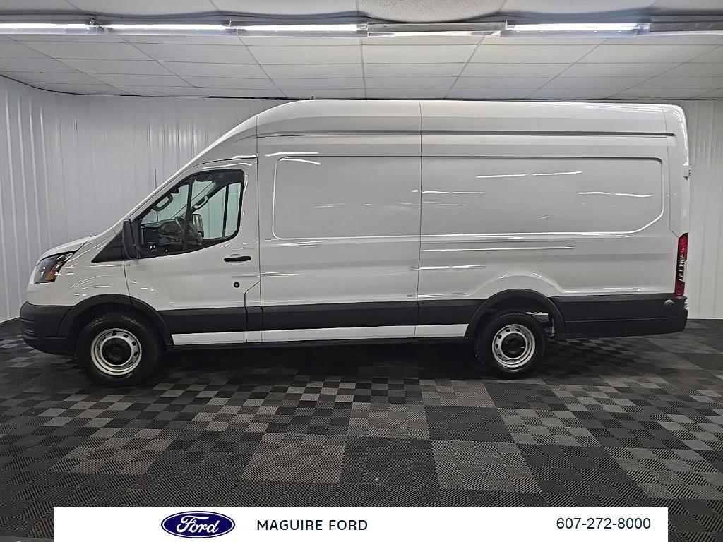 Used 2025 White Ford Base image 6
