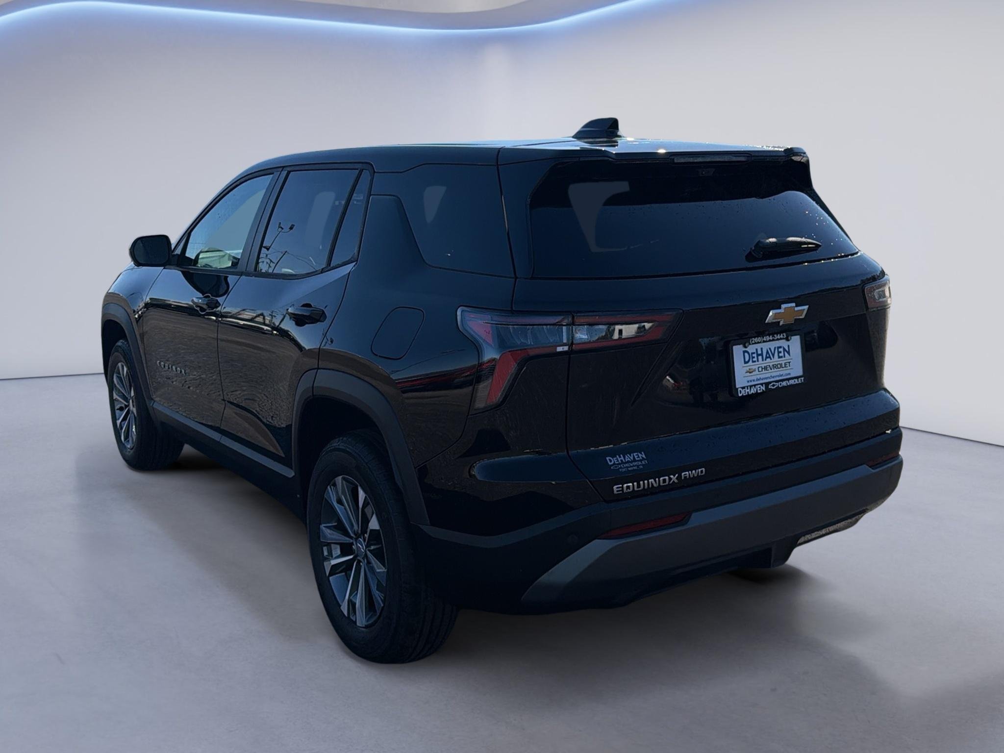 2027 Chevrolet Equinox LT - Photo 6