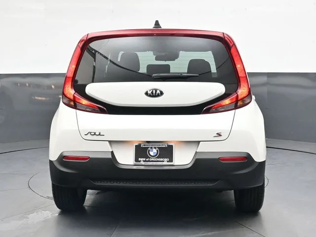 Used 2020 White Kia S image 5