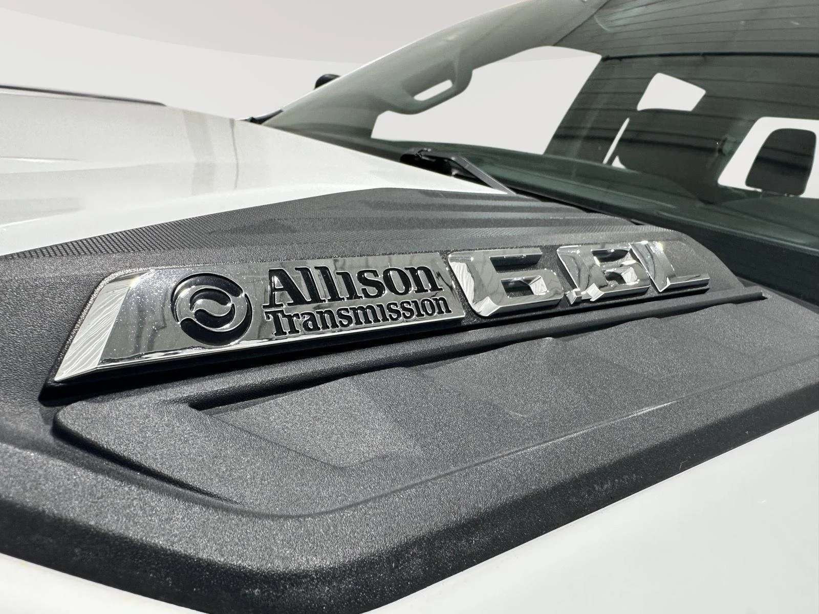 Used 2024 Summit White Chevrolet WT image 22